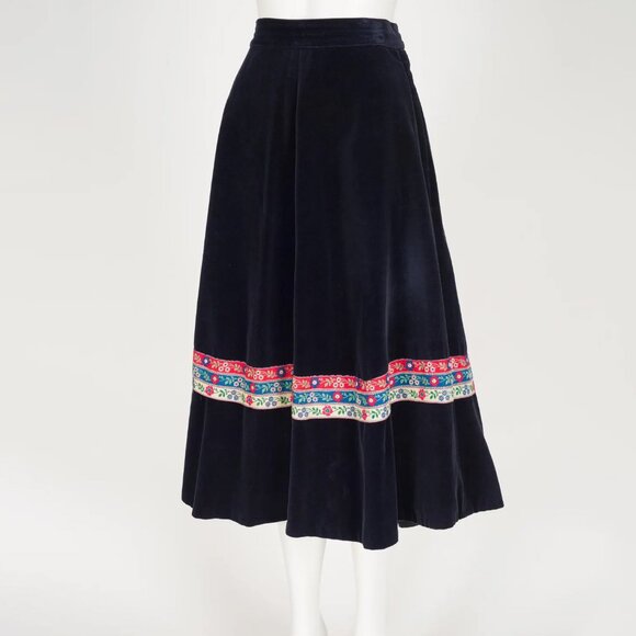 1950s Vintage Folk Floral Ribbon Navy Blue Cotton Velvet Top & Skirt Set Sz XS - Picture 5 of 7